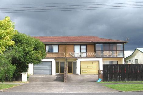 Photo of property in 3/2 Northall Road, New Lynn, Auckland, 0600