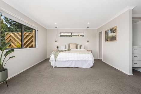 Photo of property in 136 Endeavour Drive, Whitby, Porirua, 5024