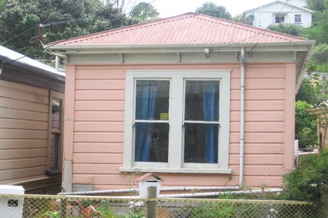 Photo of property in 184 Aro Street, Aro Valley, Wellington, 6021
