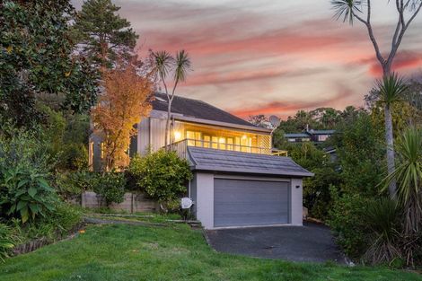 Photo of property in 6 Tree Fern Trail, Campbells Bay, Auckland, 0630