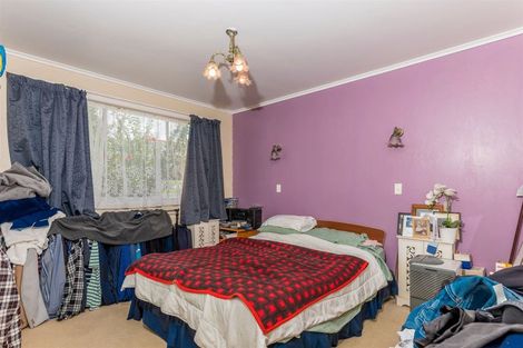 Photo of property in 9 Mcclintock Road, Massey, Auckland, 0614