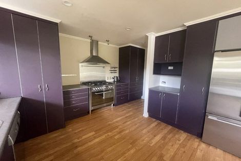 Photo of property in 68b Chatsworth Road, Silverstream, Upper Hutt, 5019