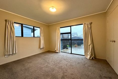 Photo of property in 19a Glenhaven Place, Te Atatu Peninsula, Auckland, 0610