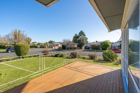 Photo of property in 32 Resthill Crescent, Glenview, Hamilton, 3206