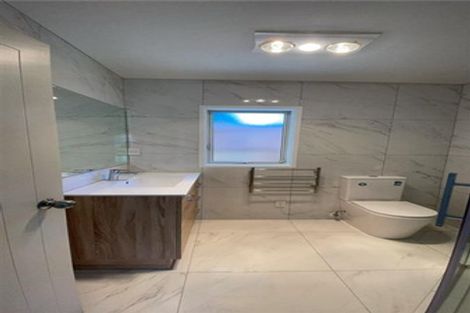 Photo of property in 18 Corrofin Drive, East Tamaki, Auckland, 2013