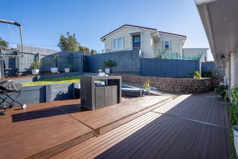 Photo of property in 24a Hiwi Crescent, Titahi Bay, Porirua, 5022