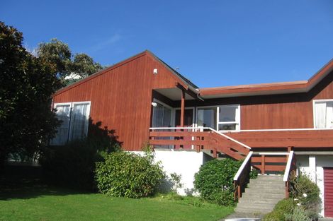 Photo of property in 12 Solander Place, Whitby, Porirua, 5024