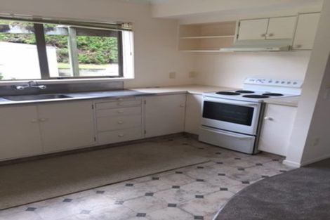 Photo of property in 28 Kayelene Place, Omokoroa, 3114