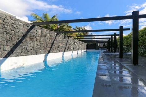 Photo of property in 7/258 Hurstmere Road, Takapuna, Auckland, 0622