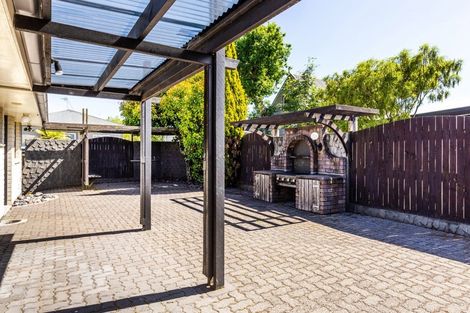 Photo of property in 16 Huia Street, Taupo, 3330