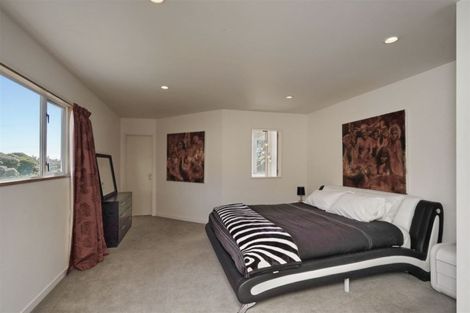 Photo of property in 114 Mccormacks Bay Road, Mount Pleasant, Christchurch, 8081