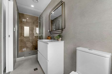 Photo of property in 3/1 Benita Place, Sunnyvale, Auckland, 0612