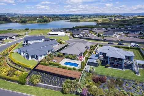 Photo of property in 9 Wairere Rise, Omokoroa, 3114