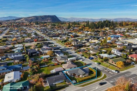 Photo of property in 165 Warren Street, Wanaka, 9305