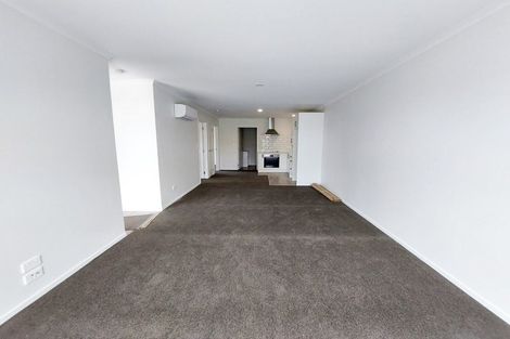 Photo of property in 152u4 Old Farm Road, Hamilton East, Hamilton, 3216