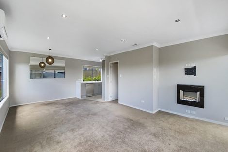 Photo of property in 211 Royal Road, Massey, Auckland, 0614