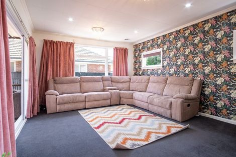 Photo of property in 92 Philpotts Road, Mairehau, Christchurch, 8052