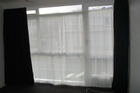 Photo of property in Milford Court Flats, 515u9 Adelaide Road, Berhampore, Wellington, 6023