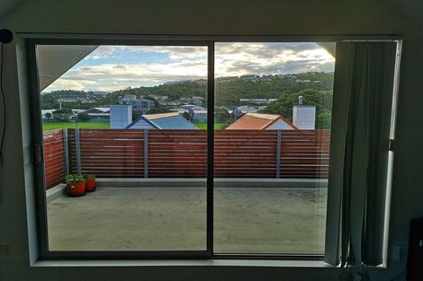 Photo of property in 63u2 Darlington Road, Miramar, Wellington, 6022