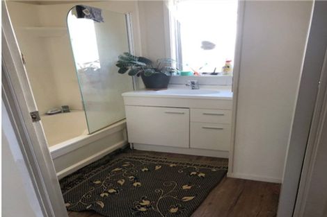 Photo of property in 2/90 Finlayson Avenue, Clendon Park, Auckland, 2103