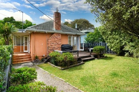 Photo of property in 32 Willerton Avenue, New Lynn, Auckland, 0600