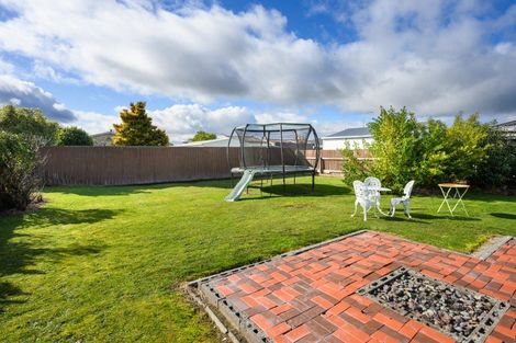 Photo of property in 9 Alma Place, Milson, Palmerston North, 4414