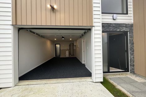 Photo of property in 8 Elegant Lane, Ranui, 0612