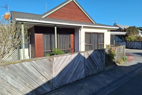 Photo of property in 3 Macalister Place, Miramar, Wellington, 6022