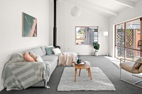 Photo of property in 14 Totara Drive, St Andrews, Hamilton, 3200