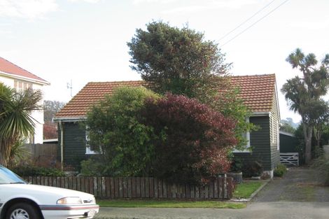 Photo of property in 60 Collingwood Street, New Brighton, Christchurch, 8061