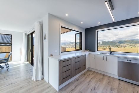 Photo of property in 47 Katania Heights, Brightwater, 7022
