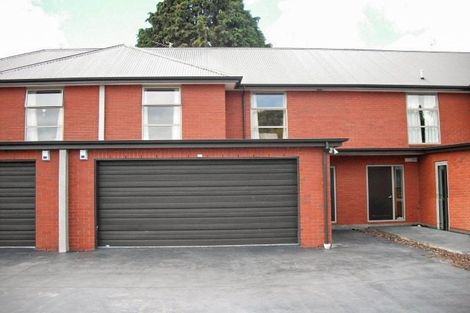 Photo of property in 15 Athol Terrace, Upper Riccarton, Christchurch, 8041