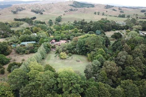 Photo of property in 10 Totara Grove, Hillcrest, Auckland, 0627