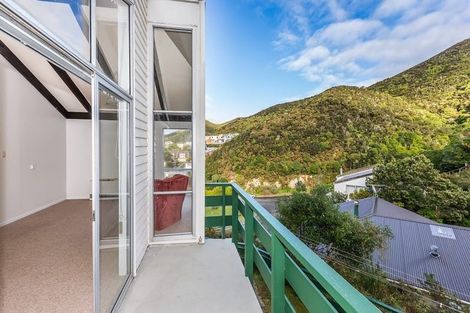 Photo of property in 7a Buxton Avenue, Karori, Wellington, 6012