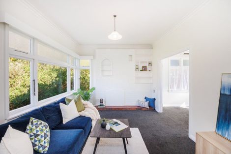 Photo of property in 657 Featherston Street, Roslyn, Palmerston North, 4414