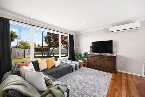 Photo of property in 56 Southsea Crescent, Silverdale, Hamilton, 3216
