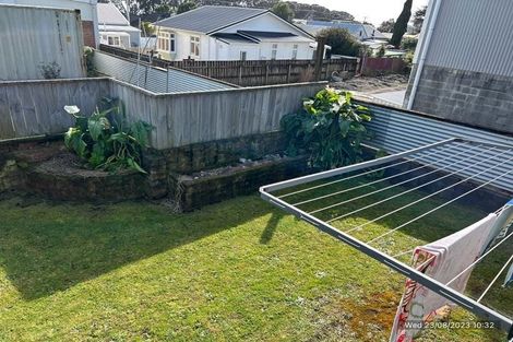 Photo of property in 220 Saint Aubyn Street, New Plymouth, 4310