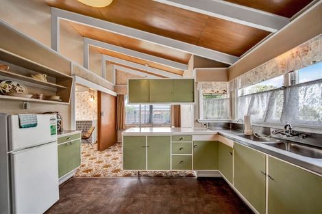 Photo of property in 3 Reid Avenue, Hawera, 4610