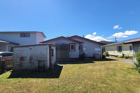 Photo of property in 23 Inverness Street, Dunollie, Runanga, 7803