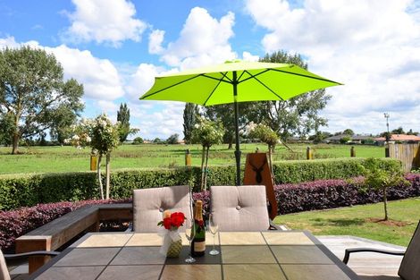 Photo of property in 22 Reynolds Drive, Glenview, Hamilton, 3206