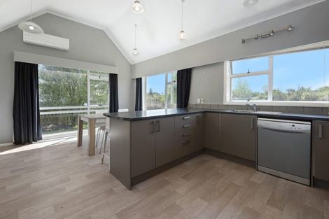 Photo of property in 22 Neil Road, Fairy Springs, Rotorua, 3015