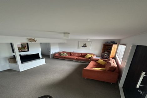 Photo of property in 46 Masterton Road, Rothesay Bay, Auckland, 0630