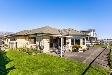 Photo of property in 9a Manukaka Heights, Hurdon, New Plymouth, 4310