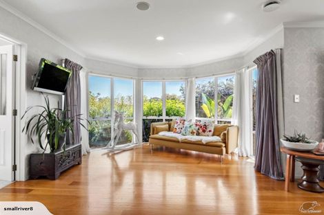Photo of property in 22 John Brooke Crescent, East Tamaki Heights, Auckland, 2016