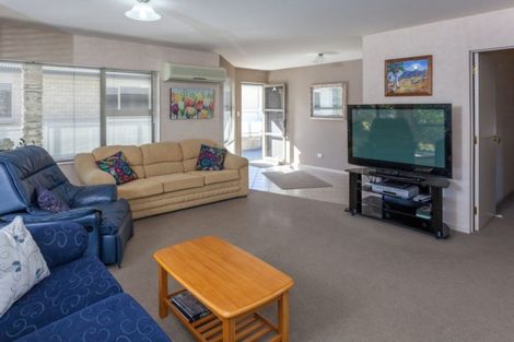 Photo of property in 131 Mayfair Avenue, Whangamata, 3620