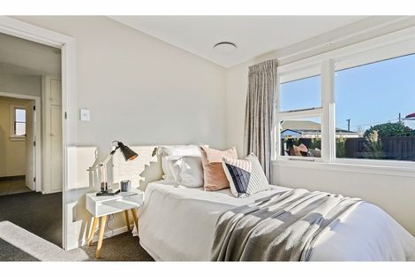 Photo of property in 37 Bentley Street, Russley, Christchurch, 8042