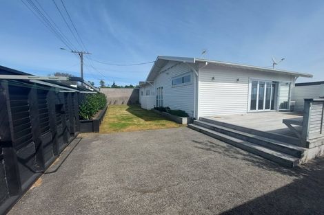 Photo of property in 70 Lemon Street, New Plymouth, 4310