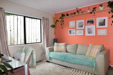 Photo of property in 95a Renown Road, Raumati South, Paraparaumu, 5032