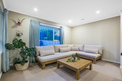 Photo of property in 37 Nelson Avenue, Aotea, Porirua, 5024