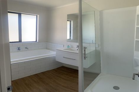 Photo of property in 44 Katania Heights, Brightwater, 7022